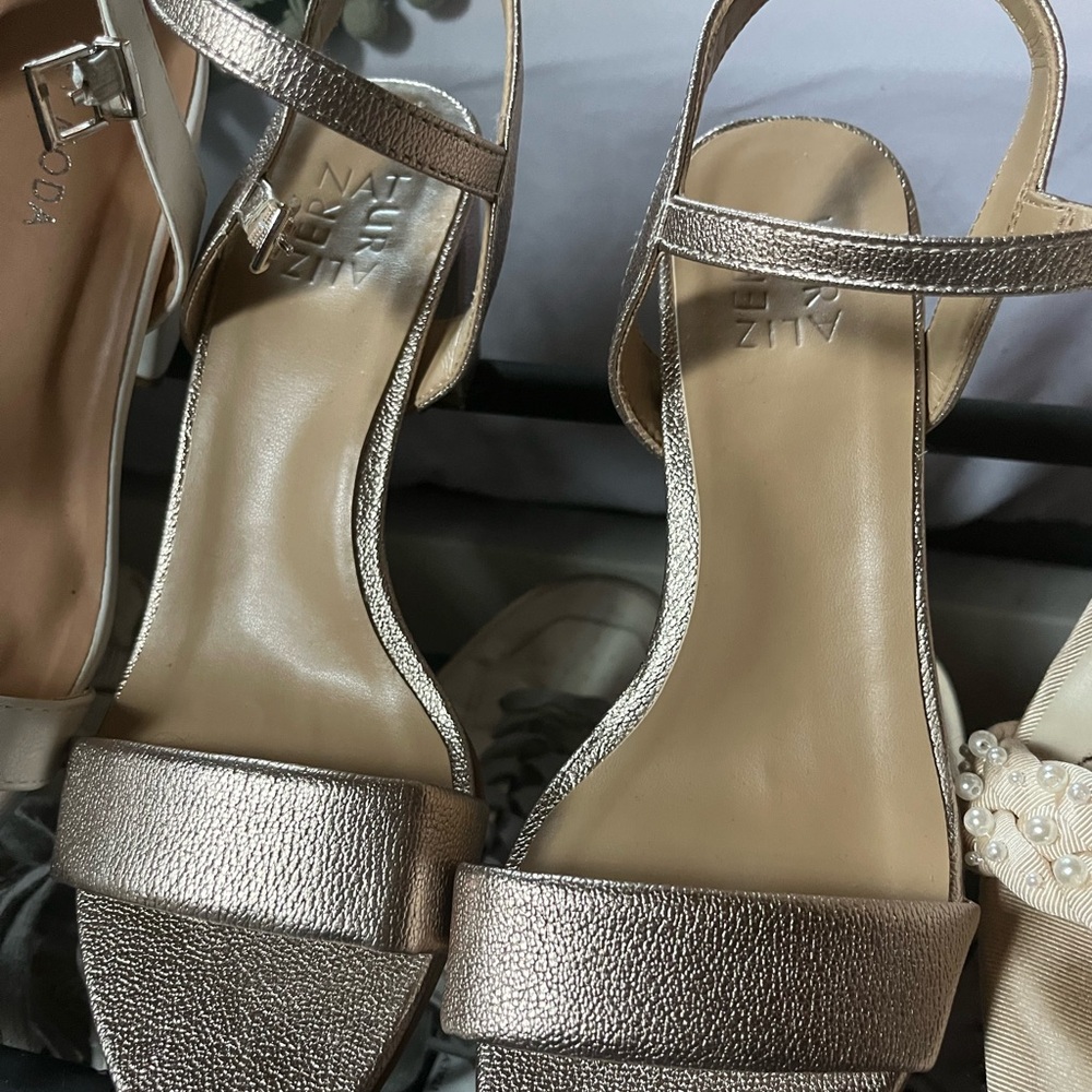 Naturalizer Gold Heels